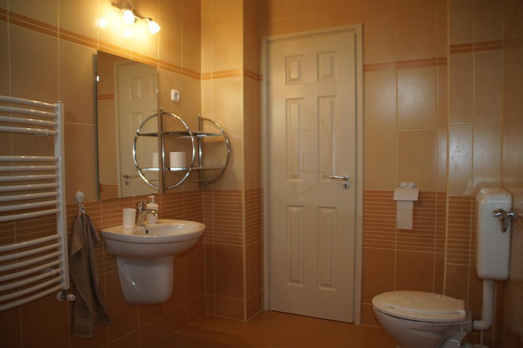 Apartmán Fonix Apartman Gyula Exteriér fotografie