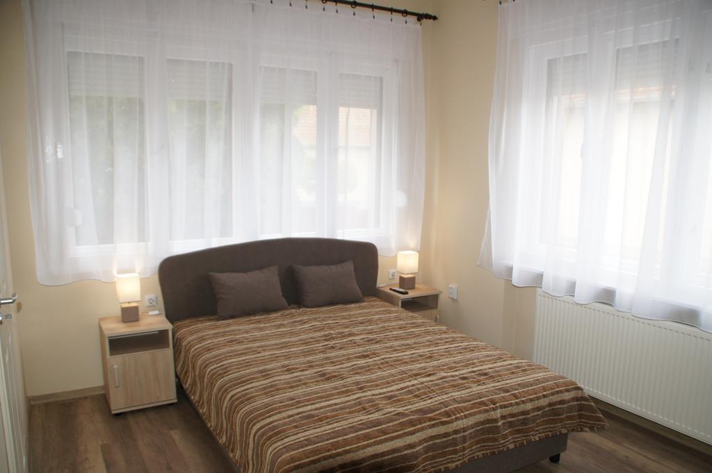 Apartmán Fonix Apartman Gyula Exteriér fotografie